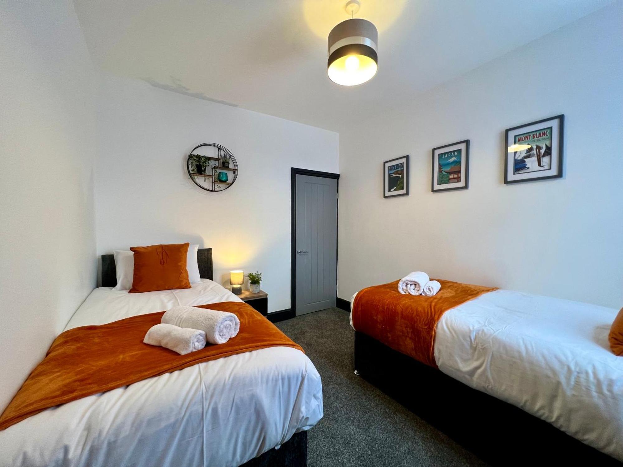 Oxford House - Great For Contractors Or Family Holidays 클리소프스 외부 사진