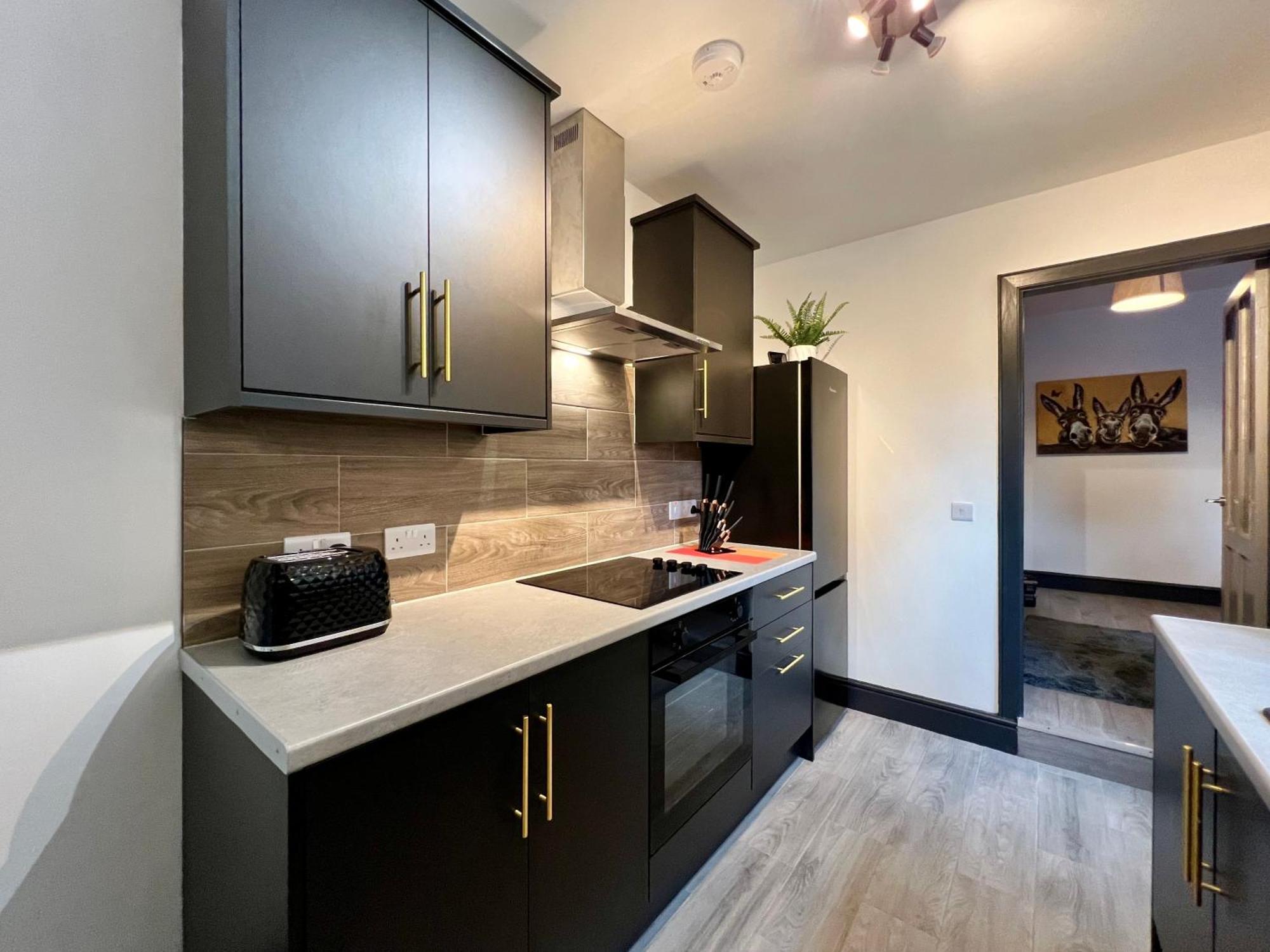 Oxford House - Great For Contractors Or Family Holidays 클리소프스 외부 사진