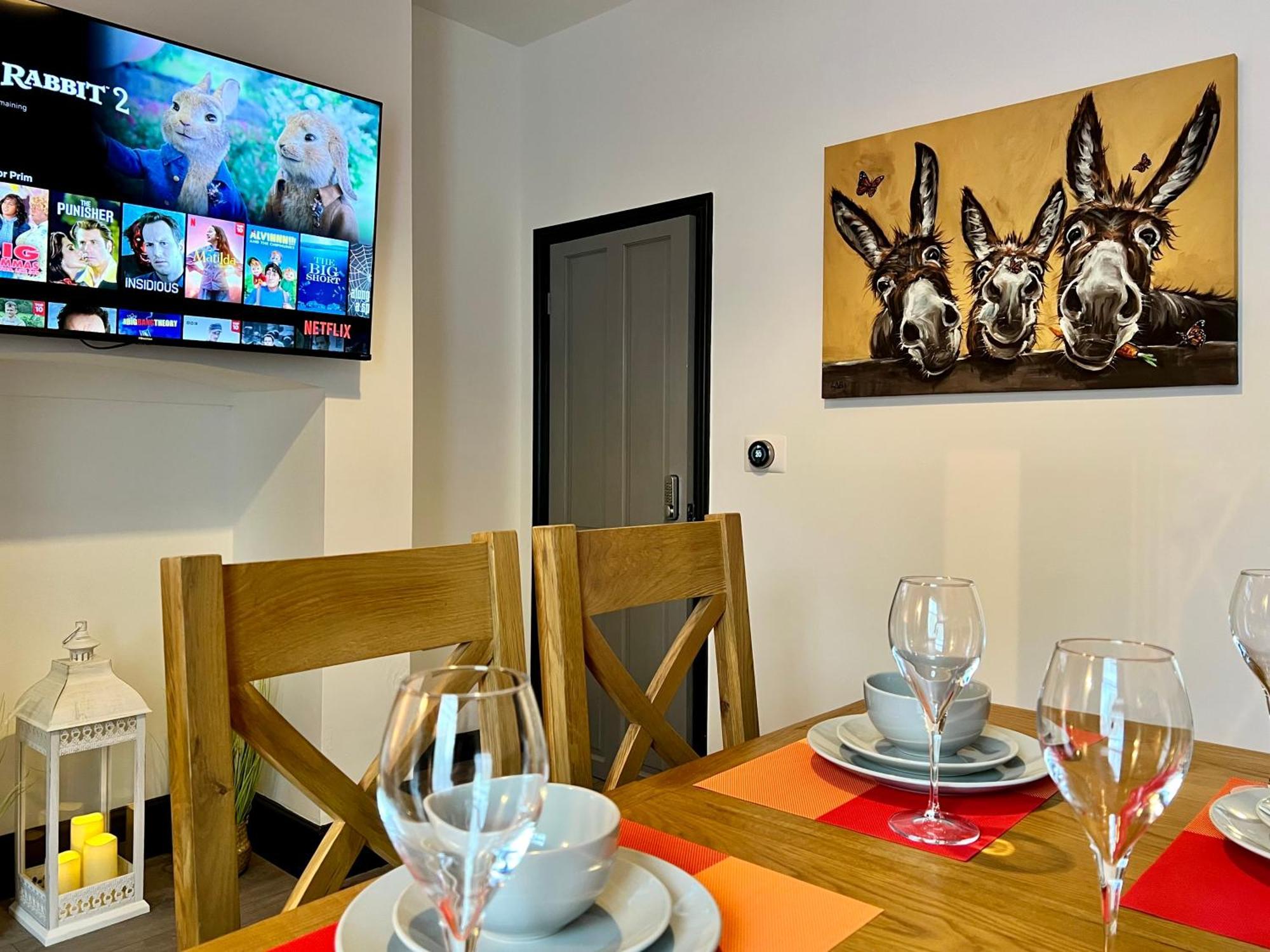 Oxford House - Great For Contractors Or Family Holidays 클리소프스 외부 사진