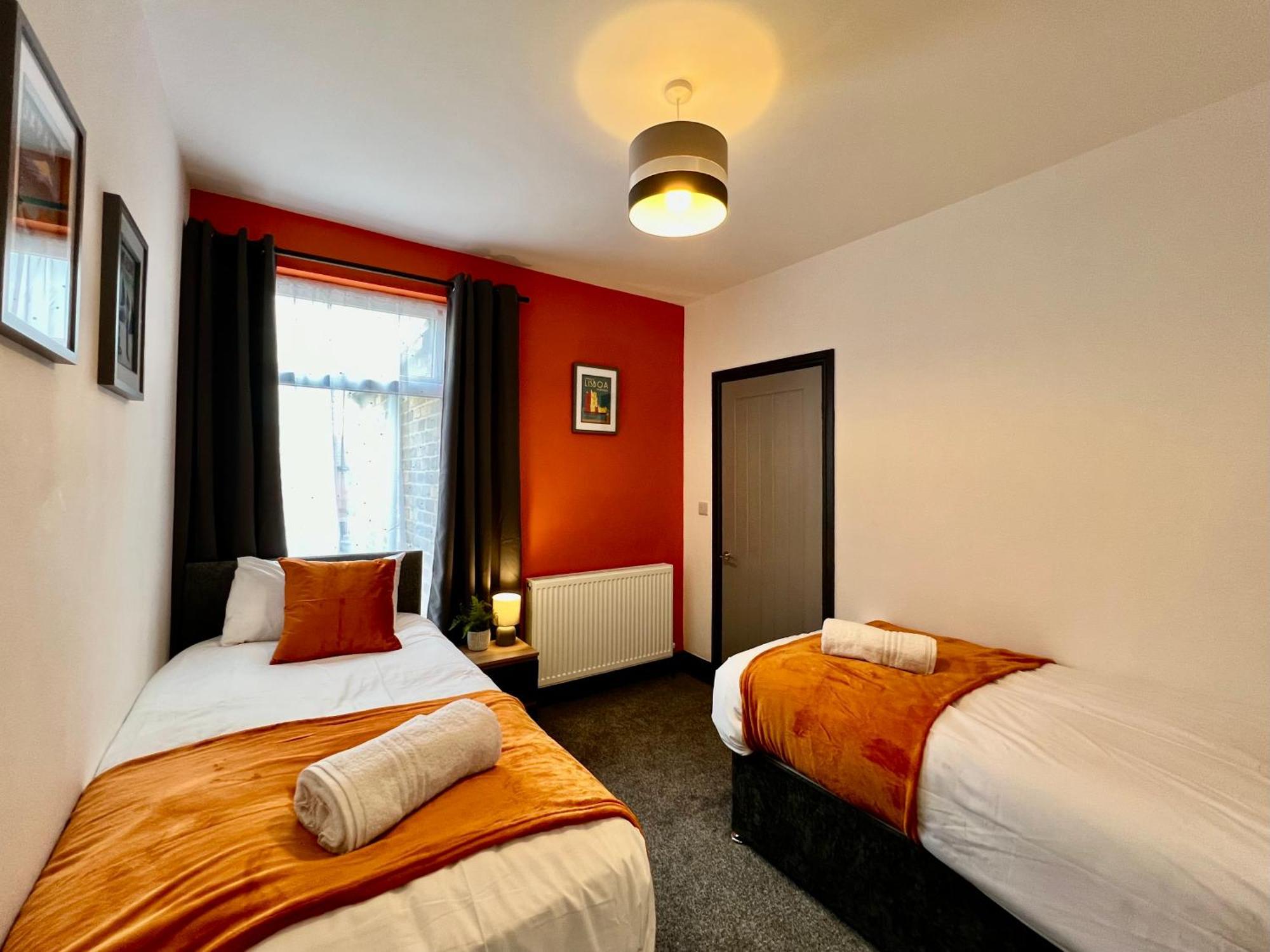 Oxford House - Great For Contractors Or Family Holidays 클리소프스 외부 사진